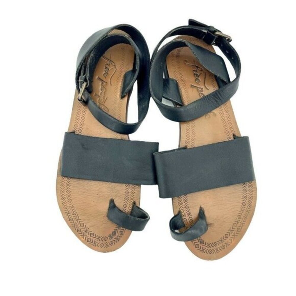 Free People Torrence Black Leather Flat Sandals Leather Straps Sz 40